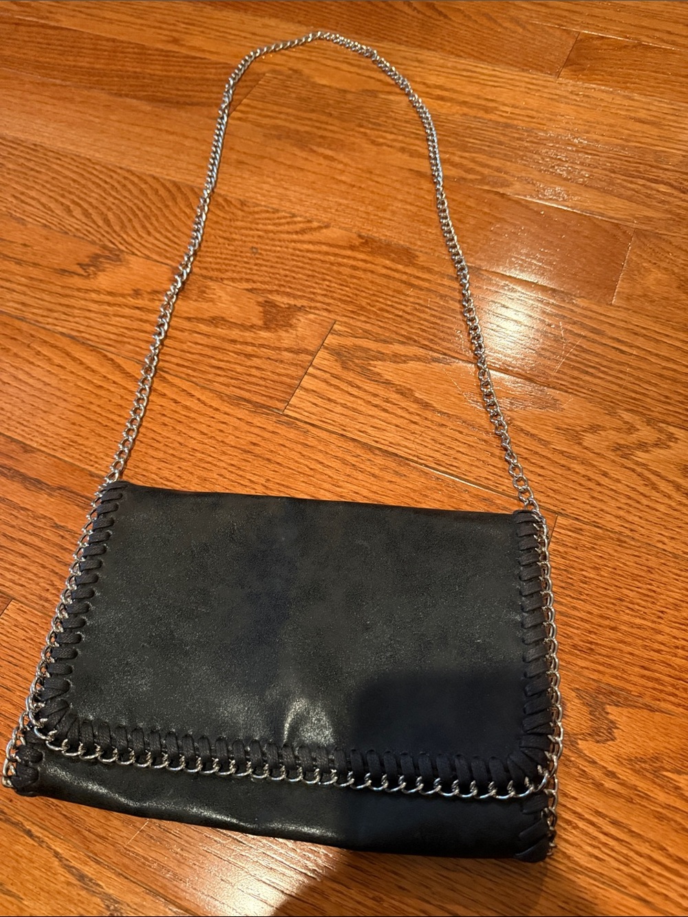 Chelsea 28 shoulder bag
